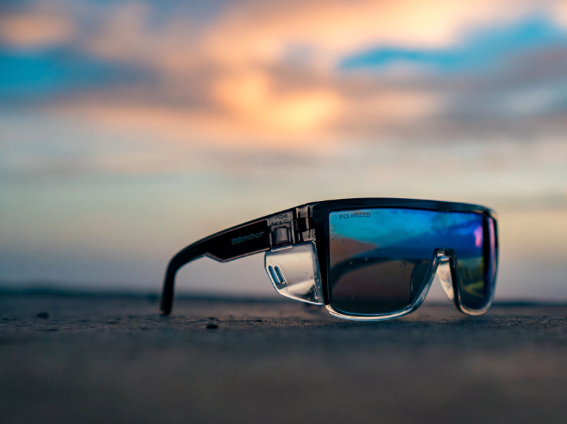 BUZZ Bomb Safety - Polarized Ice Mirror Crystal 8
